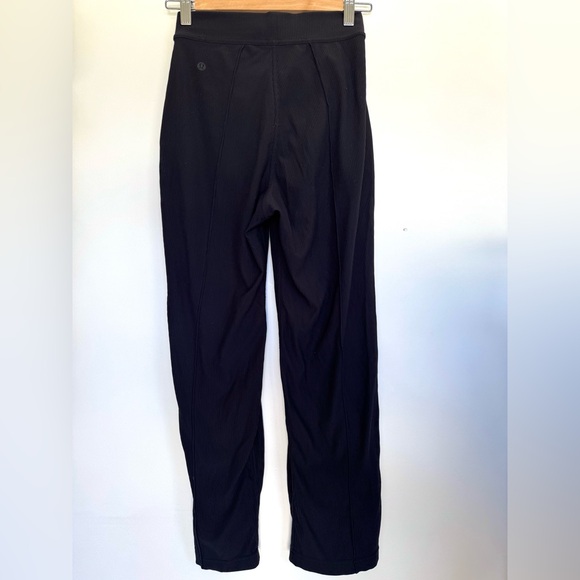 Lululemon Urban Strides Super High-Rise Pant 25"
Black - Picture 9 of 10